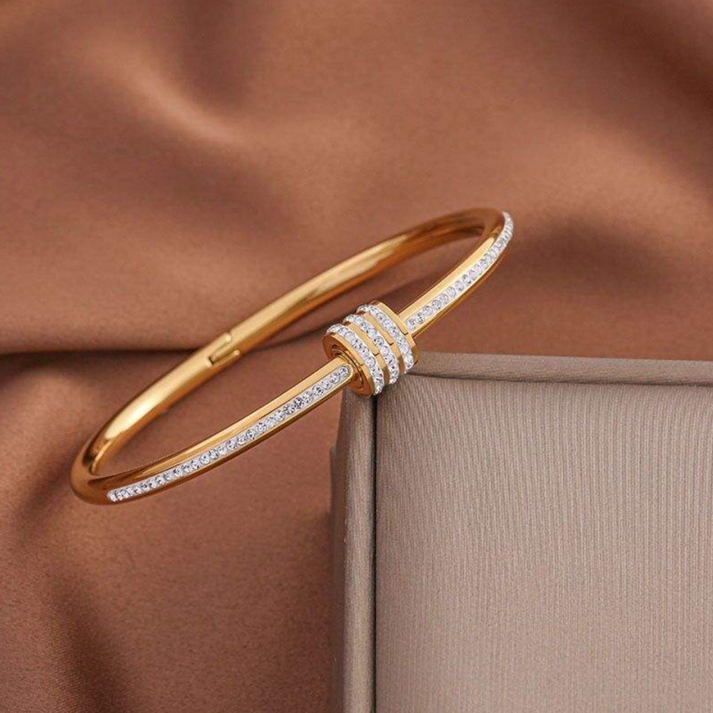 Waterproof & Sweatproof Stainless Steel Full Diamond Screw Clasp Bracelet